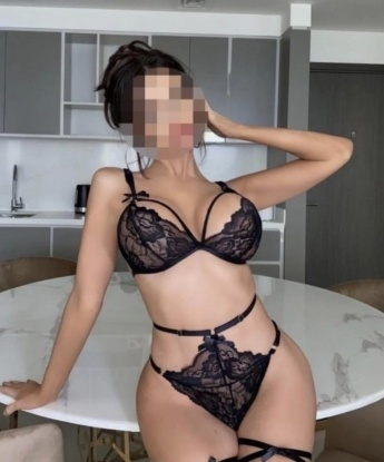 Диана, 32